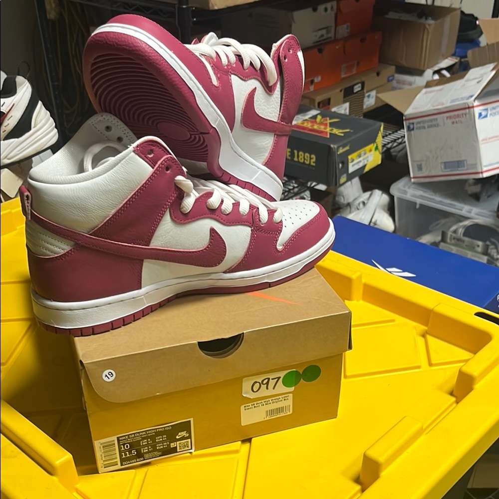 Nike Pink and White High-Tops